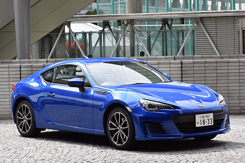 Sports car E01