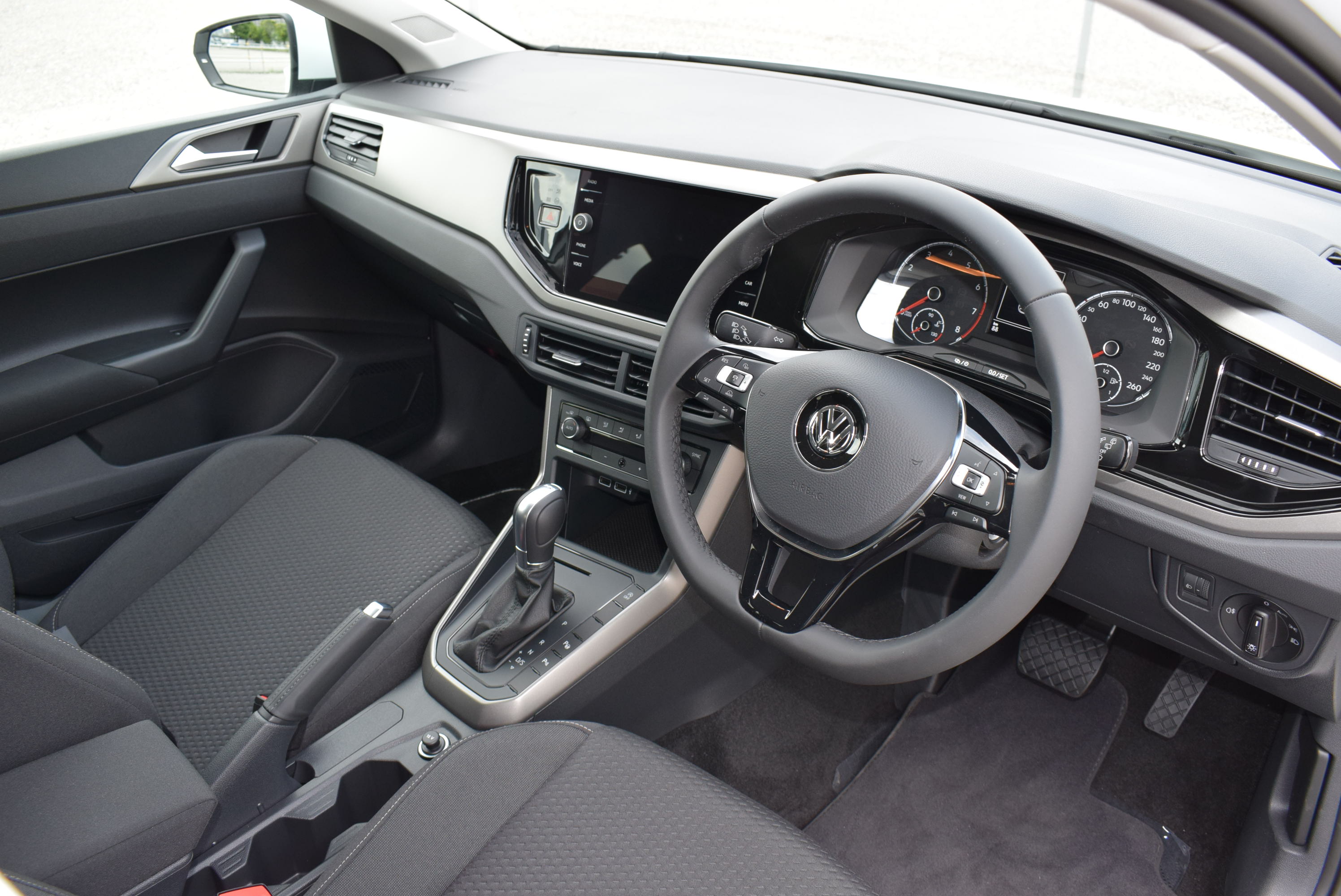 VW ポロ 2