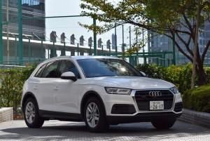 アウディ Q5