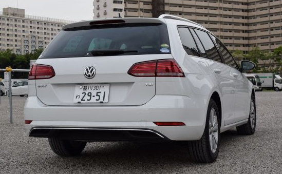 VW ゴルフ ヴァリアント 2