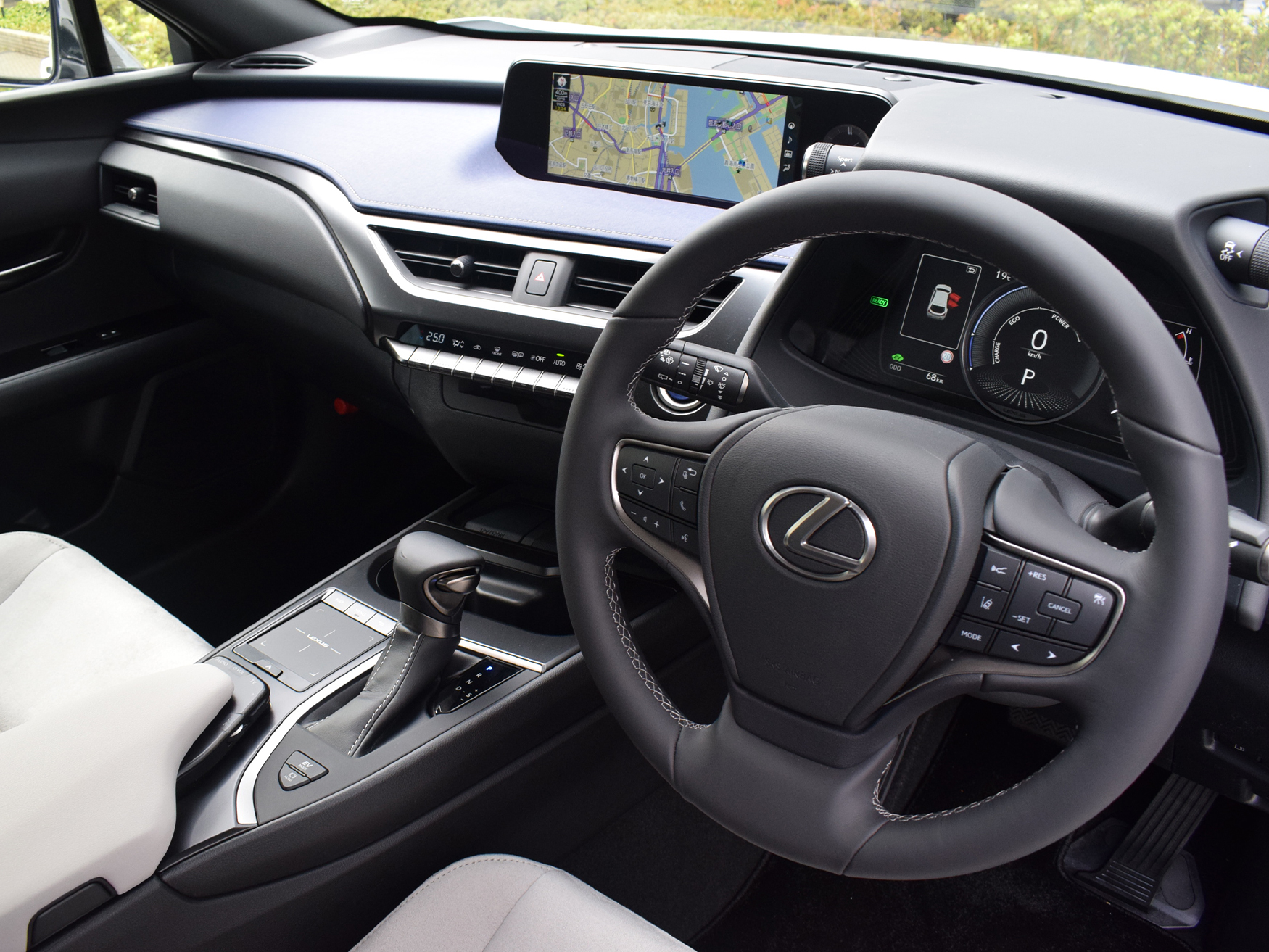 レクサス UX250h 2