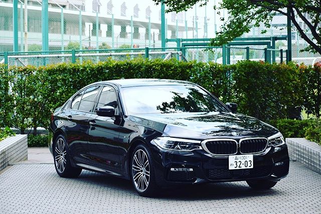 Instagram限定キャンペーン今年のクリスマスはBMWで大人デートを演出！先着3名様まで対象車種　BMW3シリーズ、5シリーズ料金　24時間　10,000円（税込、免責補償料込み）期間　12/23〜12/29ご予約のお電話はこちらから03-6711-0544受付時間　8:00〜20:00※ご利用は23歳以上※クレジットカード払いのみHPはプロフィールから:@tastech.inc#タステック #タステックレンタリース#オリックスレンタカー#BMW #BMW3シリーズ#BMW5シリーズ#輸入車 #外車 #高級車#国産車 #スポーツカー#レンタカー#キャンペーン#クリスマス#クリスマスプレゼント#クリスマスツリー#クリスマスイルミネーション#クリスマスディナー#クリスマスパーティー#クリスマスネイル#クリスマスドライブ#クリスマスマーケット#スターウォーズ#公開日