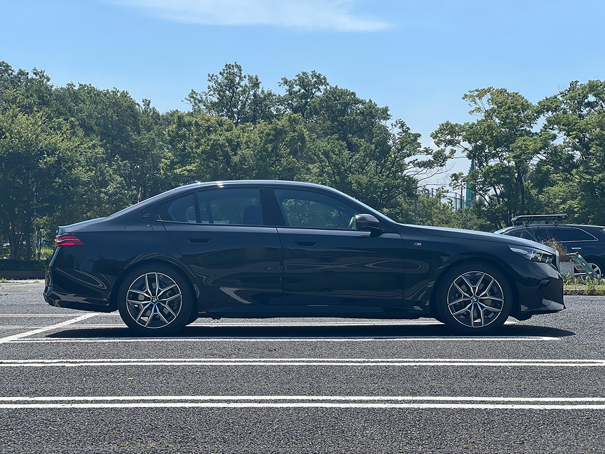 BMW 523i 3